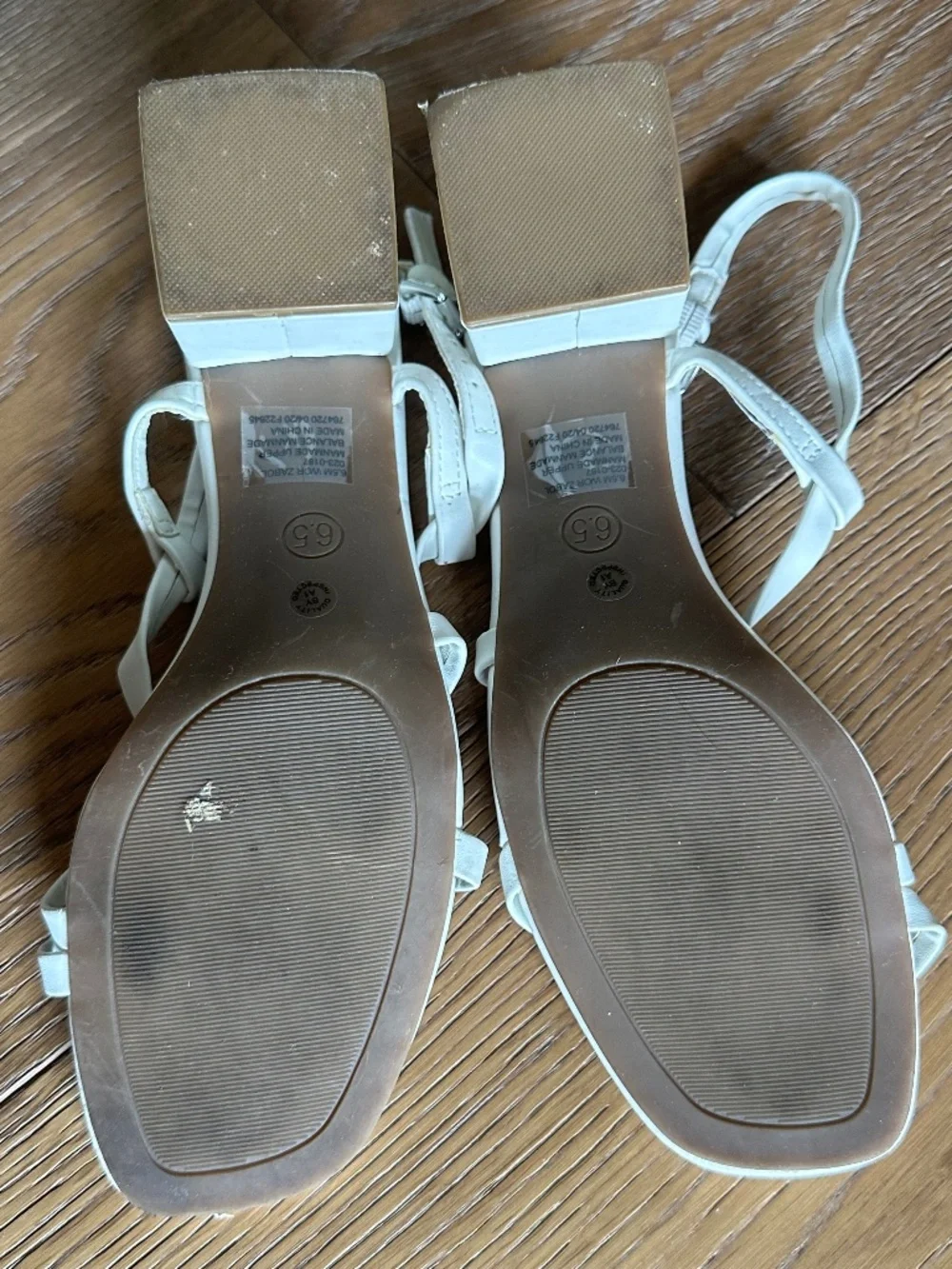 Worthington White Strappy Block Heel Sandals Size 6.5 Minimalist Heels